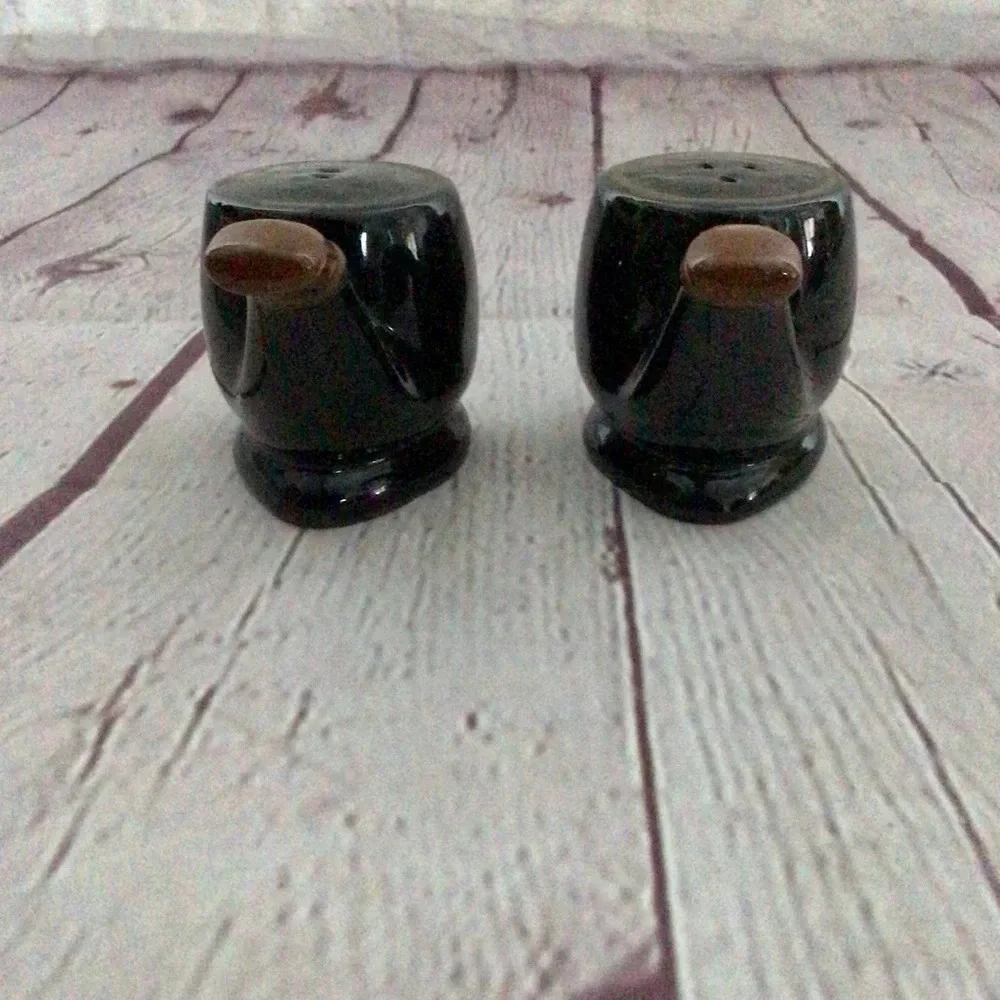 Vintage Ceramic Salt and Pepper Shaker Set Made in Japan